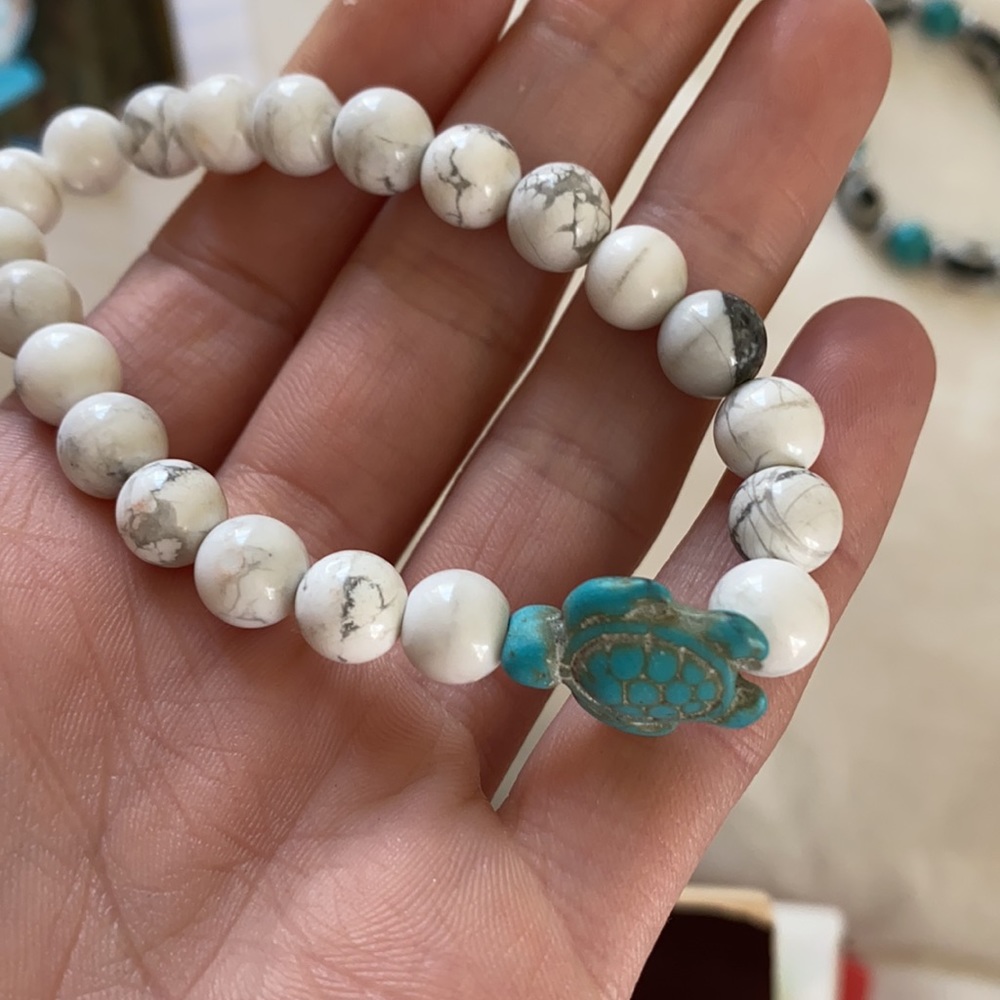 Bracelets - Picture 2 of 3